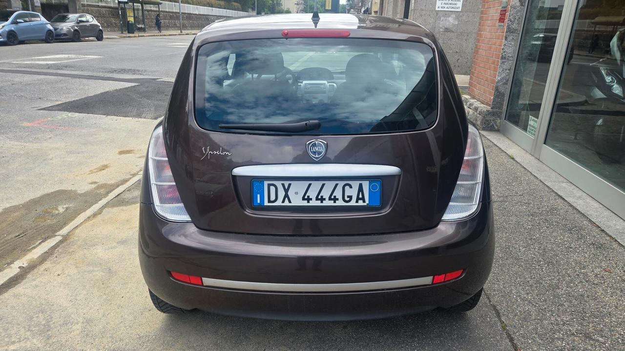 Lancia Ypsilon 1.2 Argento