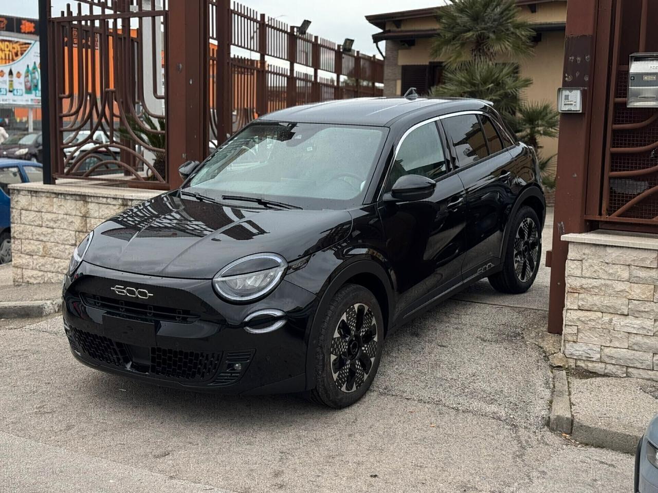 Fiat 600 Hybrid DCT MHEV La Prima