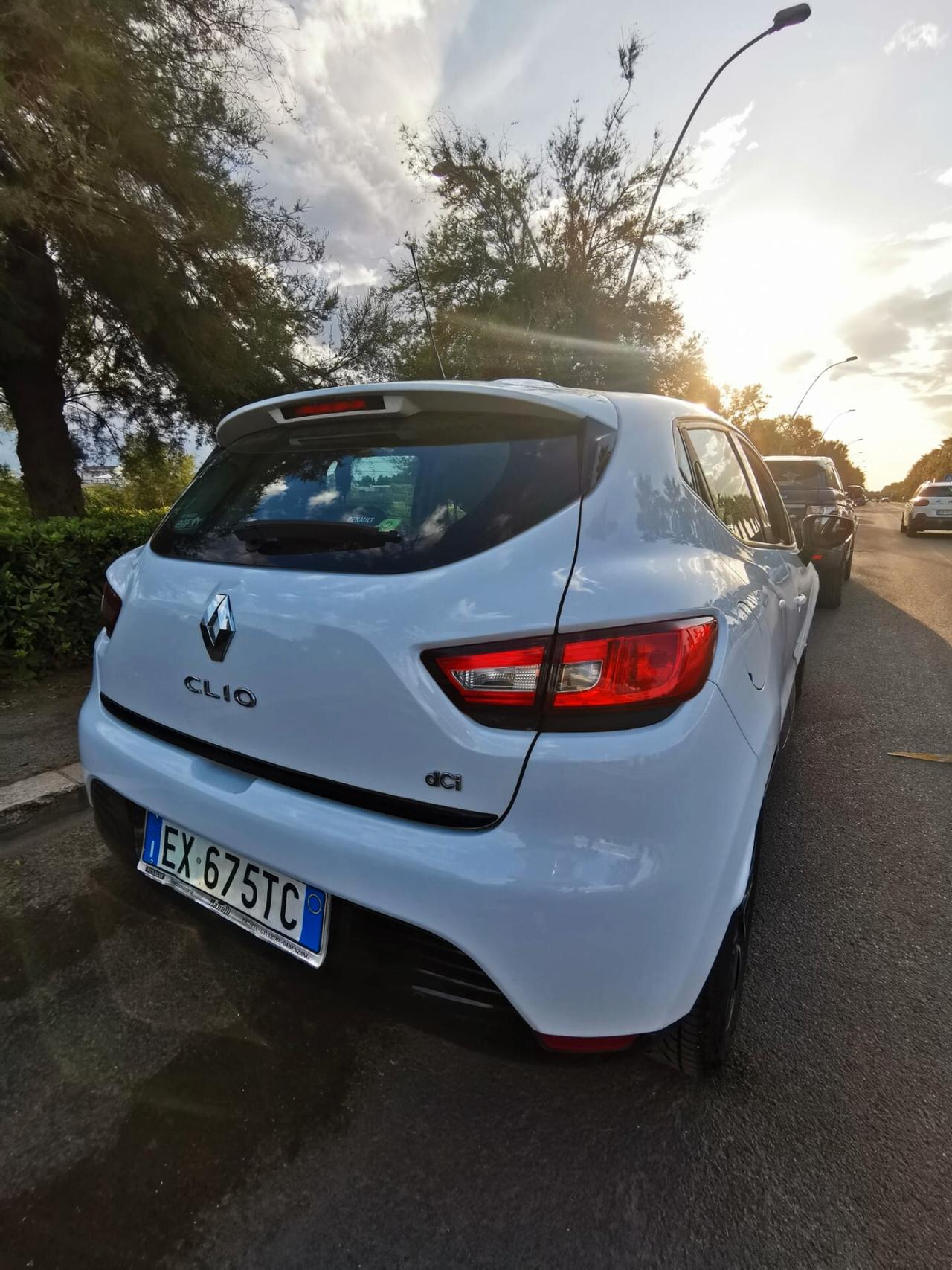 Renault Clio 1.5 dCi 8V 75CV 5 porte Live 2014