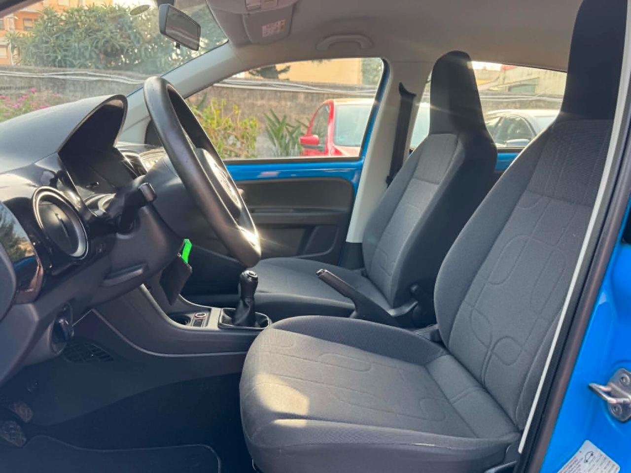 VOLKSWAGEN UP! 2015 1.0 5PORTE FULL