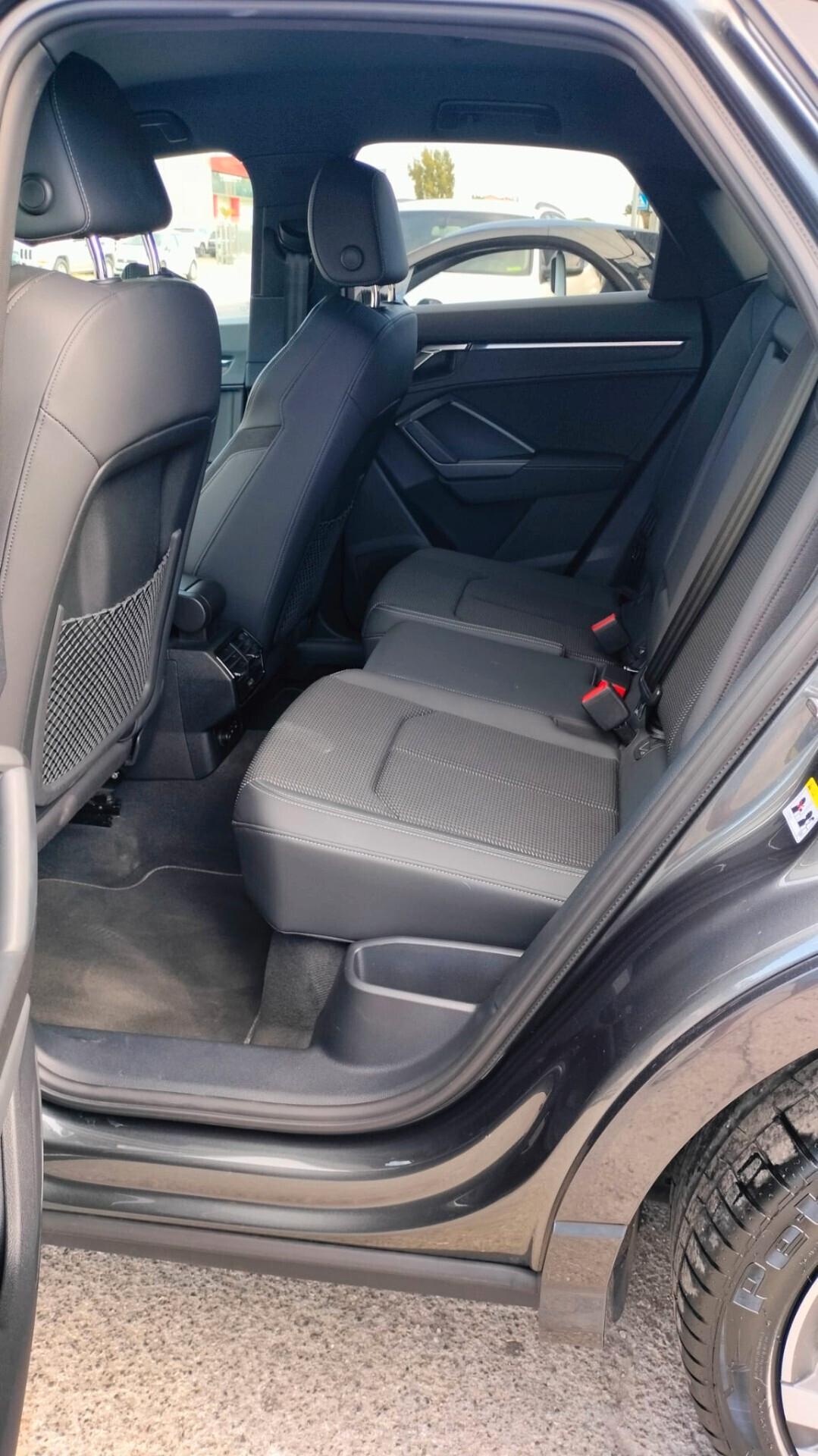 Audi Q3 35 TFSI S tronic line edition