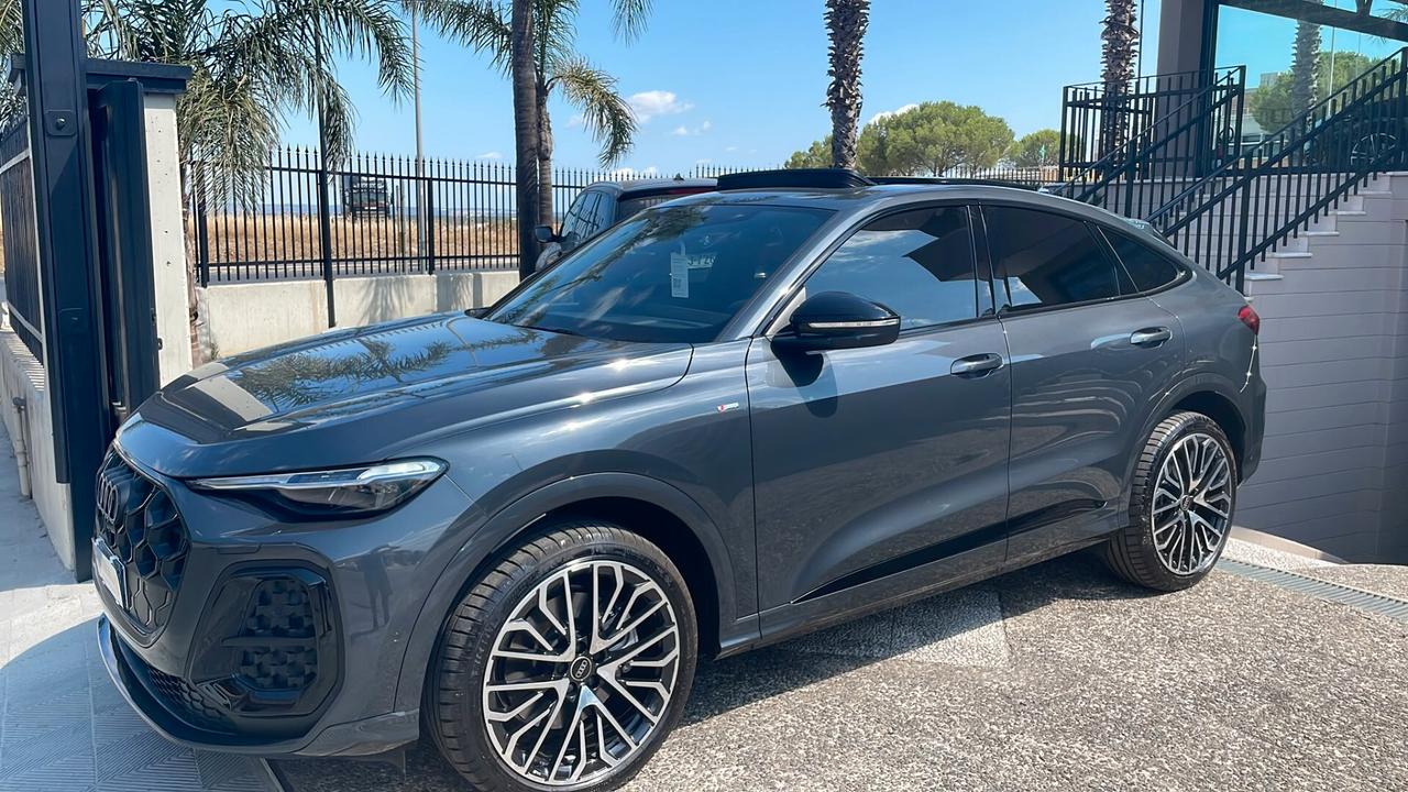 Audi Q5 Sportback 40 TDI MHEV+ 204 CV S tronic quattro Launch Edition One S line