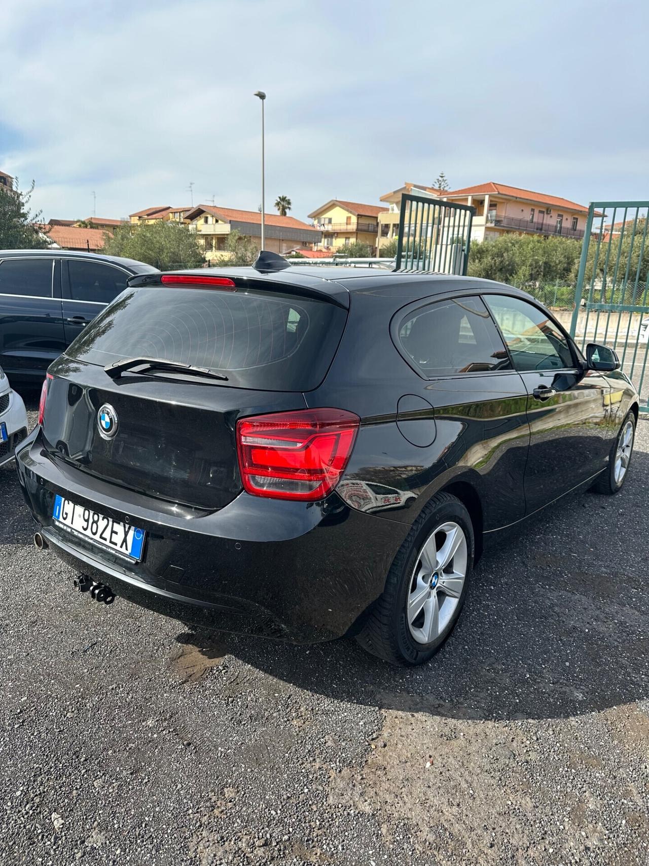 Bmw 118 118d 3p. Sport