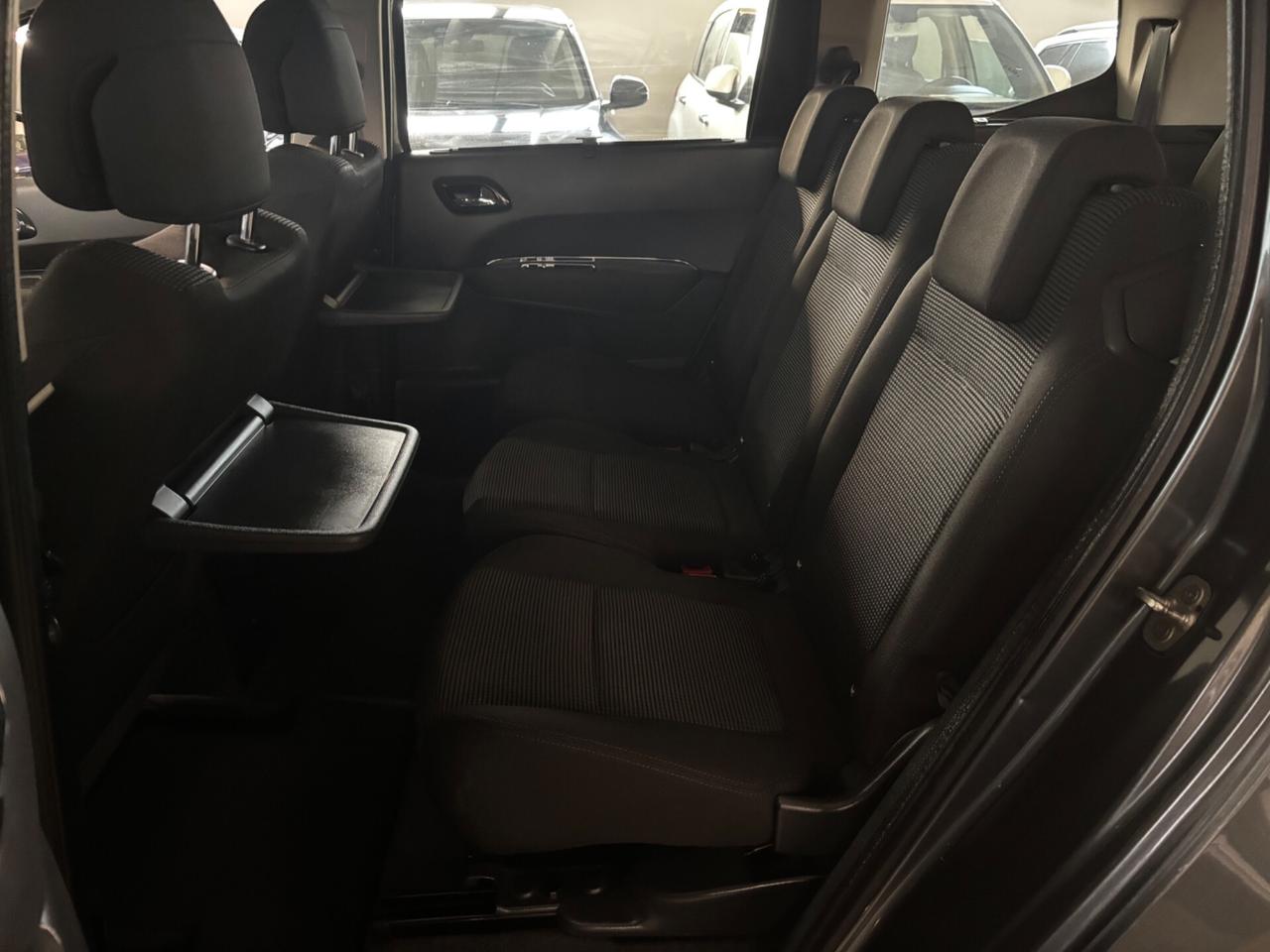 Peugeot 5008 2.0 HDi 7 POSTI BUSINESS