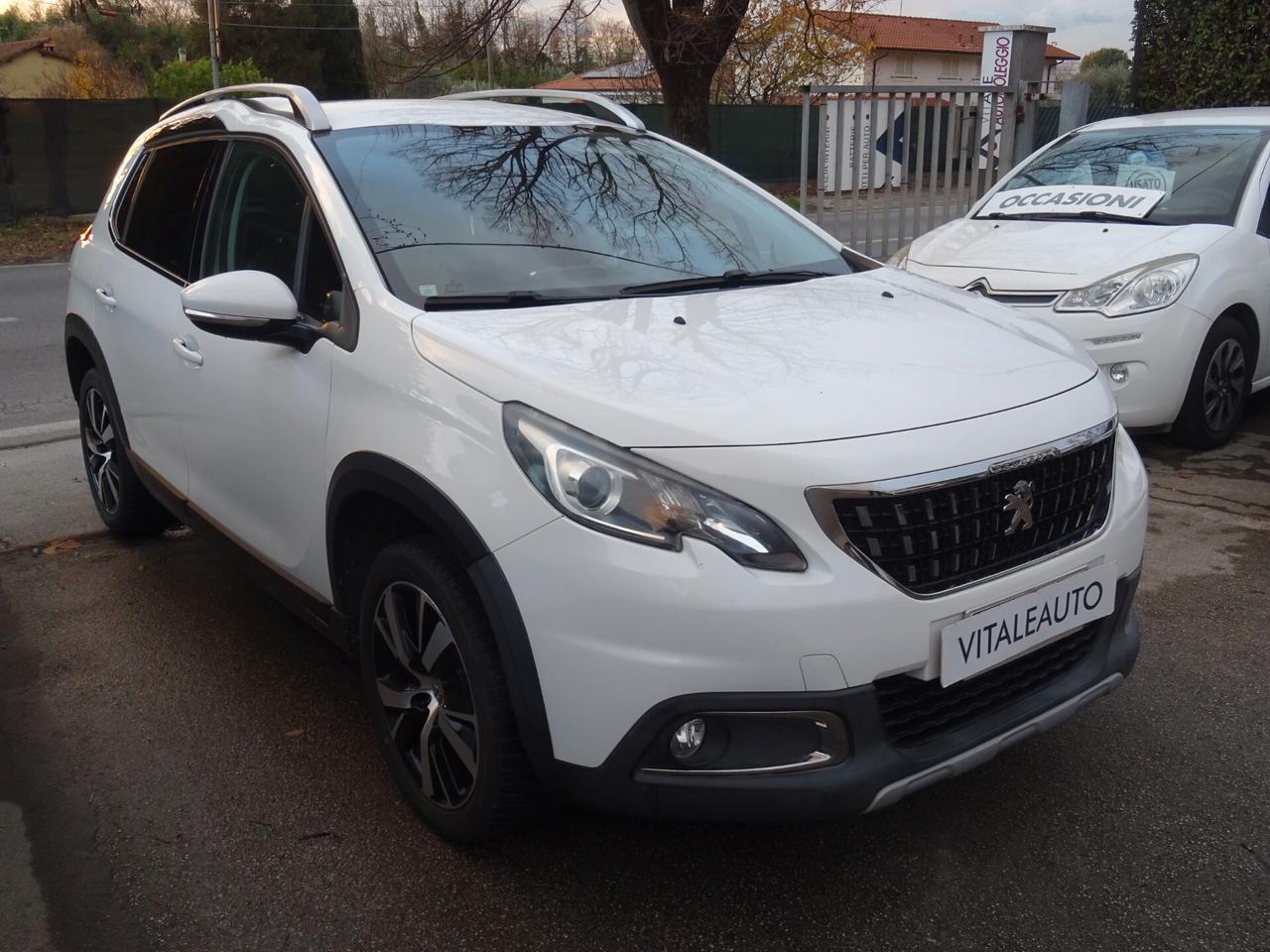 Peugeot 2008 BlueHDi 120 Allure