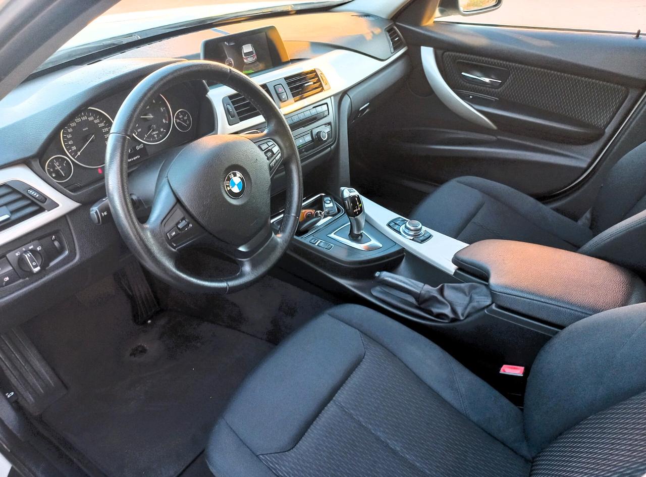 Bmw 318d Touring Sport LEGGI TUTTO