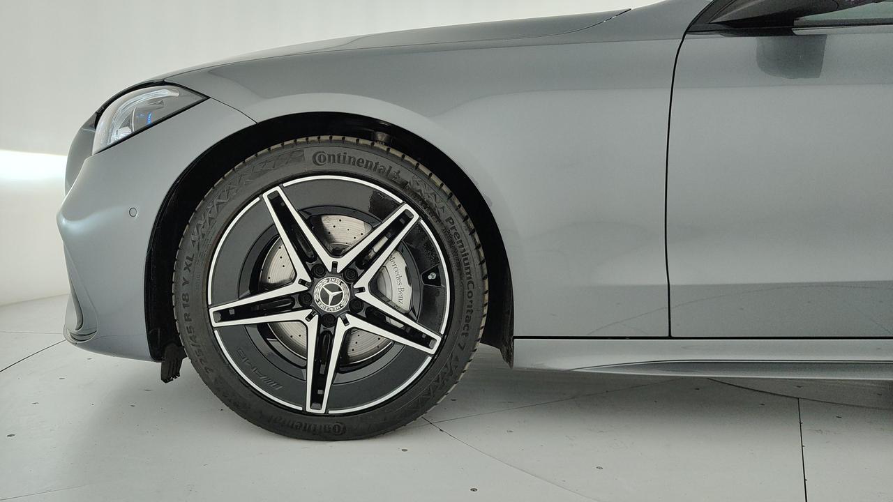Mercedes-Benz C 220 d mhev AMG Line Premium Plus 4matic 197cv auto