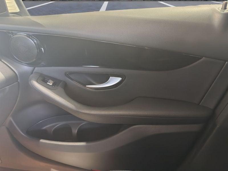 Mercedes-Benz GLC Coupé GLC 200 d 4Matic Coupé Sport