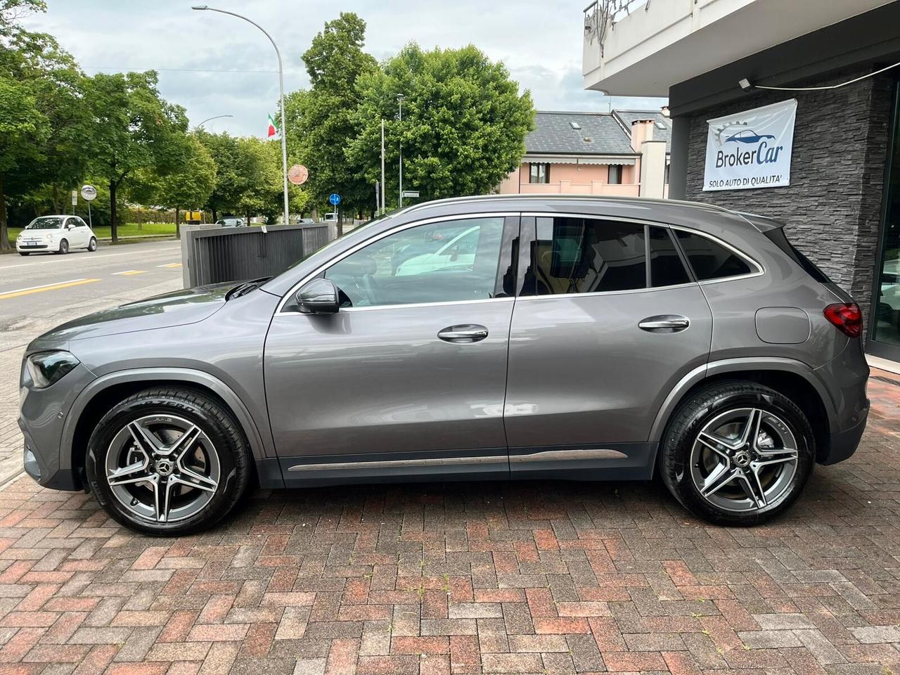 Mercedes-benz GLA 250 GLA 250 Automatic 4matic AMG Line Premium Plus
