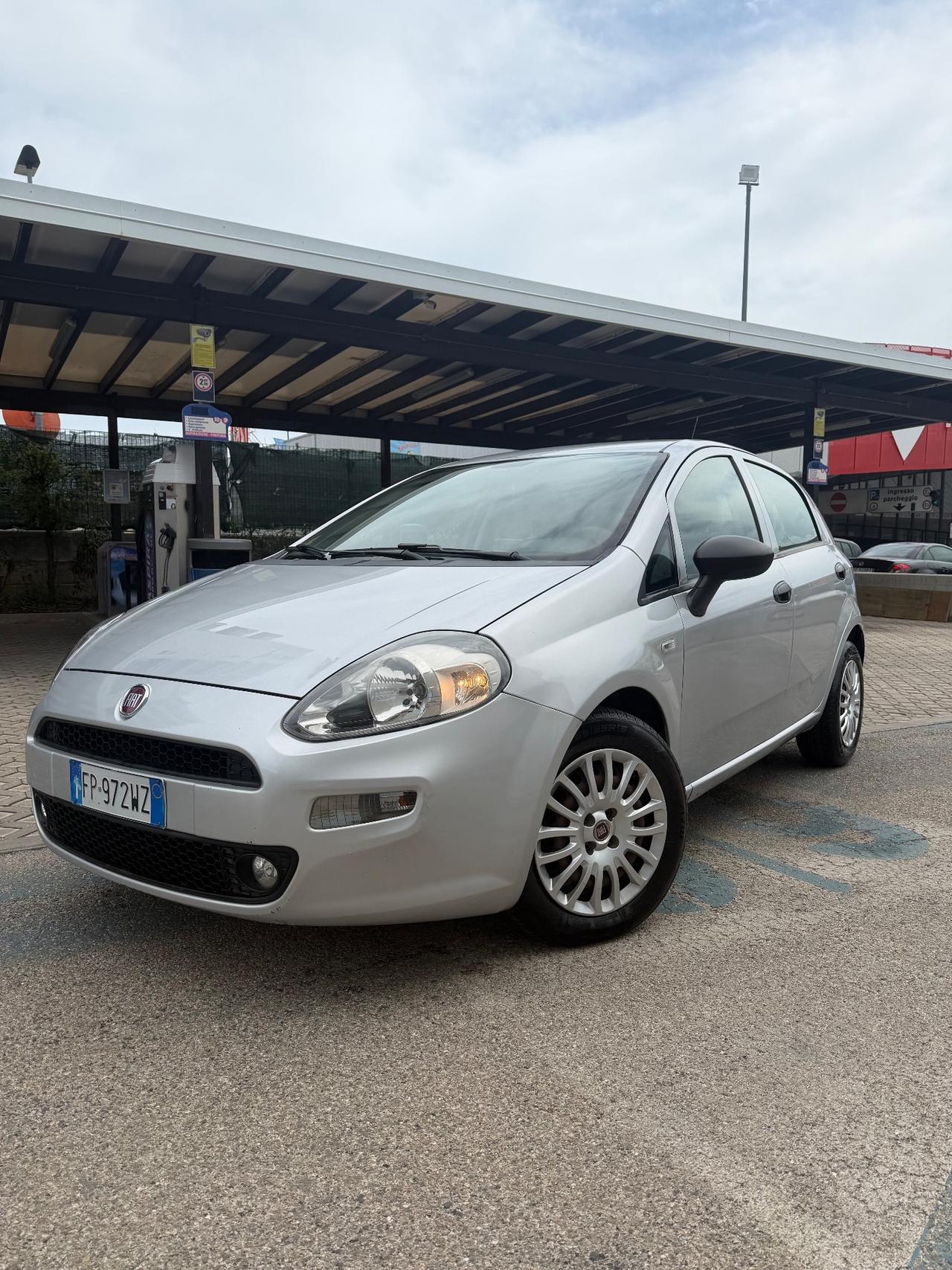 Fiat Punto 1.3 MJT II S&S 95 CV 5 porte Street