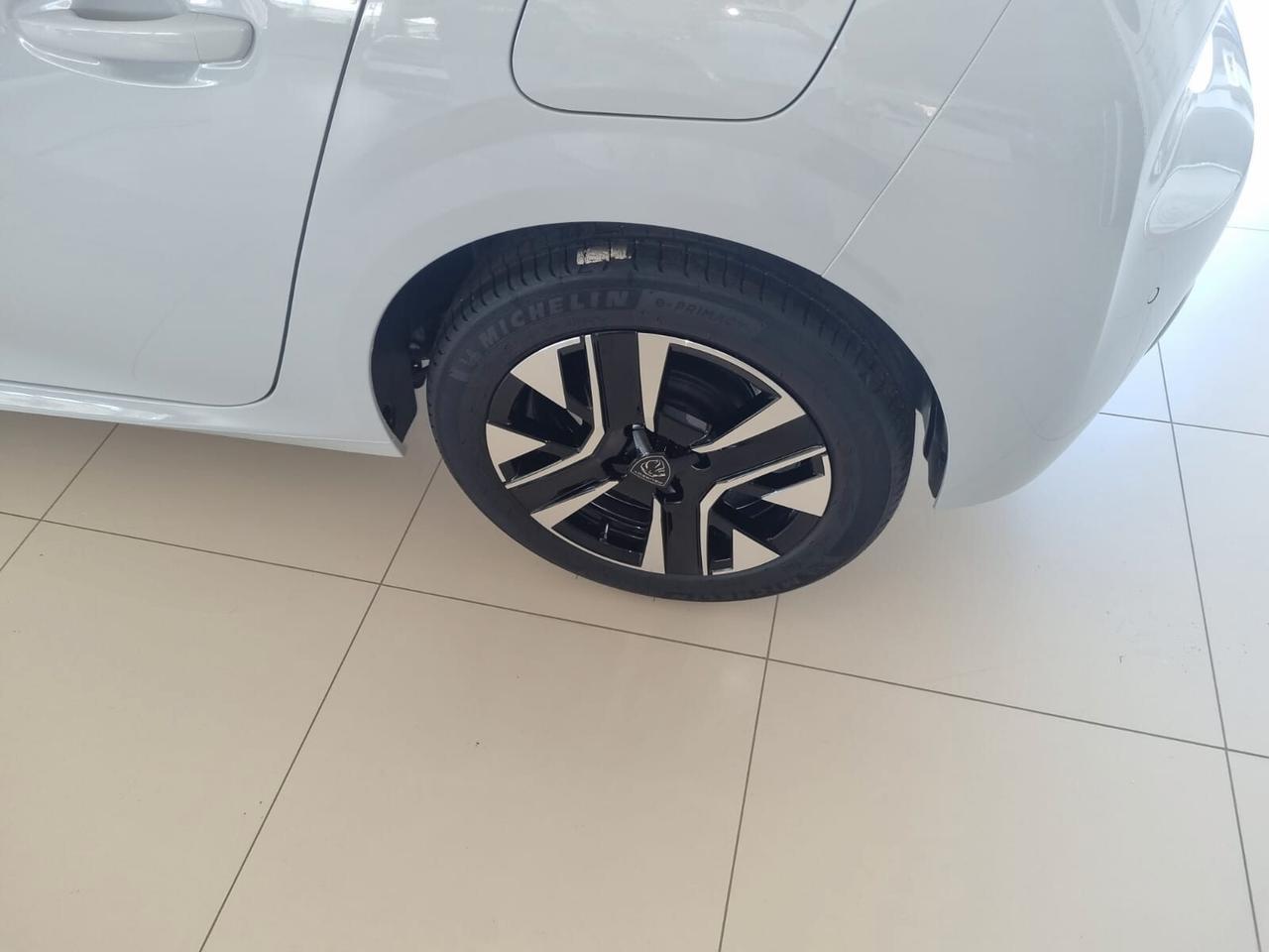 Peugeot 208 EDITION