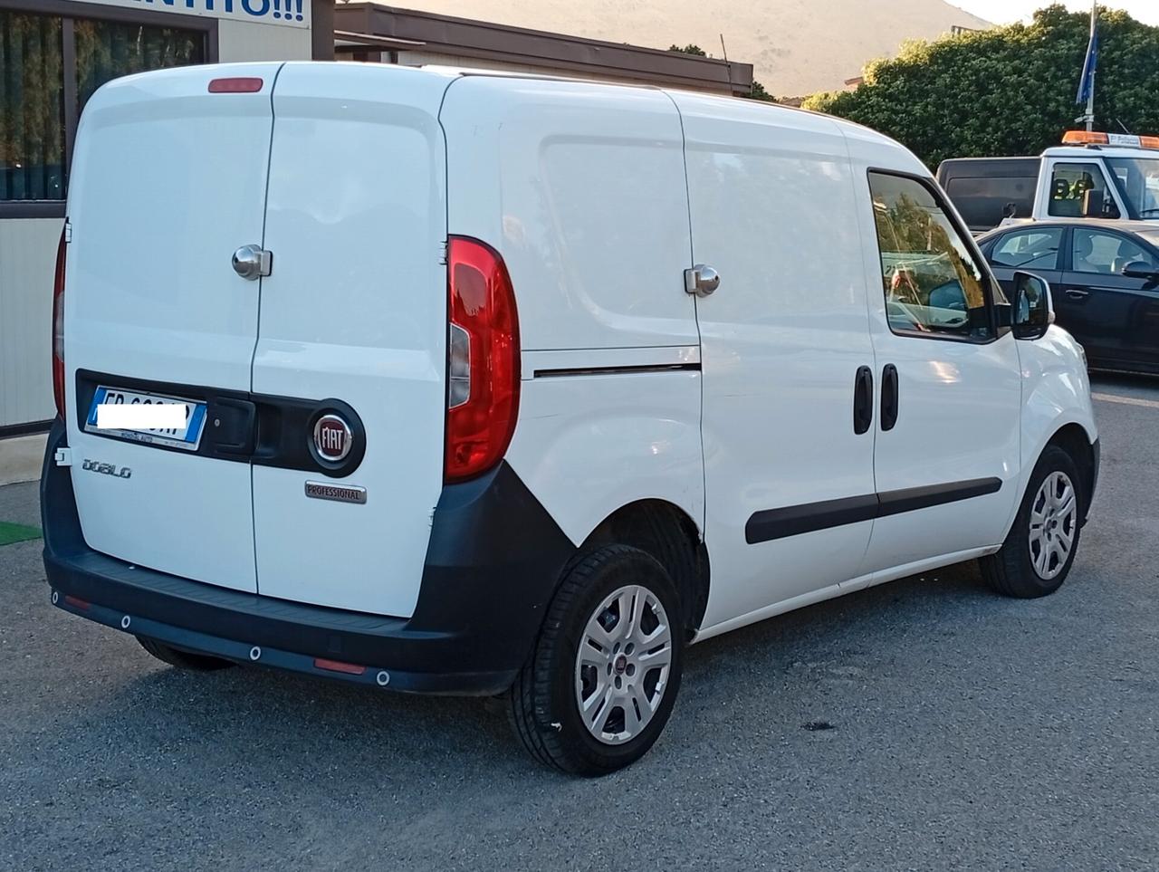 Fiat Doblò 1.6 MJT 16V 95CV Easy - Coibentato