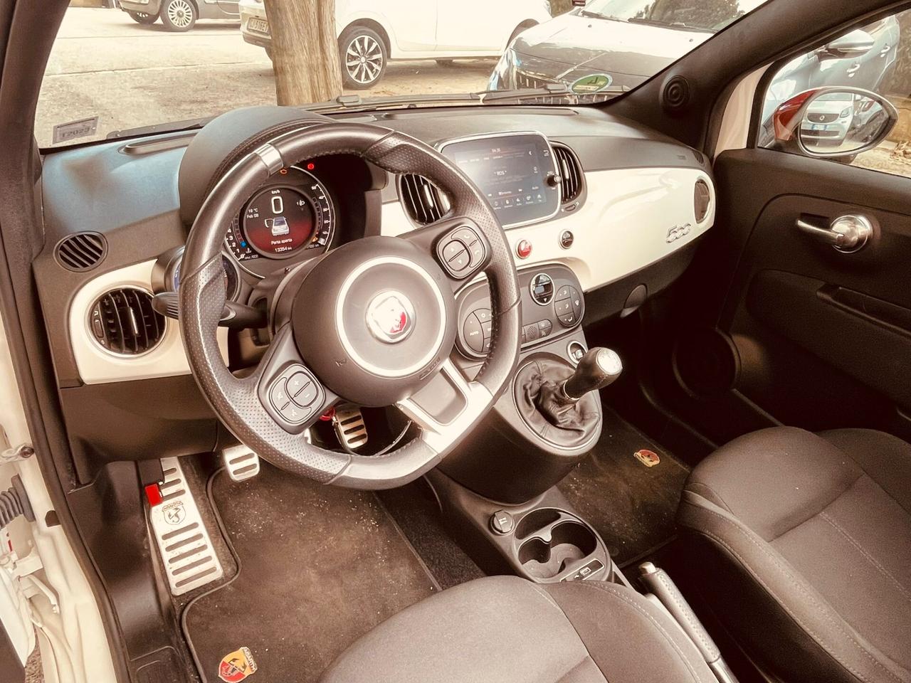 Abarth 595 C 1.4 Turbo T-Jet 165 CV Turismo