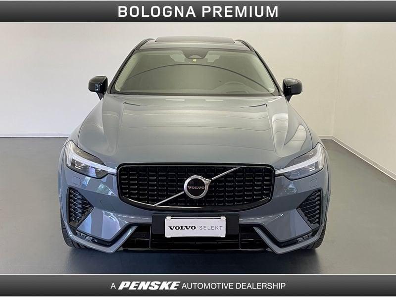 Volvo XC60 B5 (d) AWD automatico Ultimate Dark