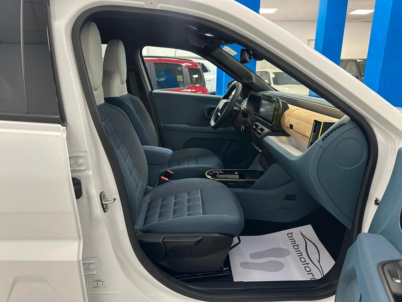 Fiat Grande Panda 1.2 Hybrid 110 CV S&S La Prima