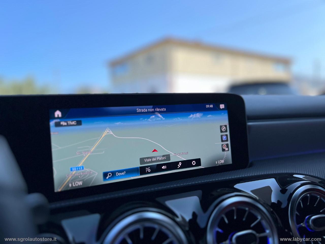 MERCEDES-BENZ A 180 d Automatic Premium