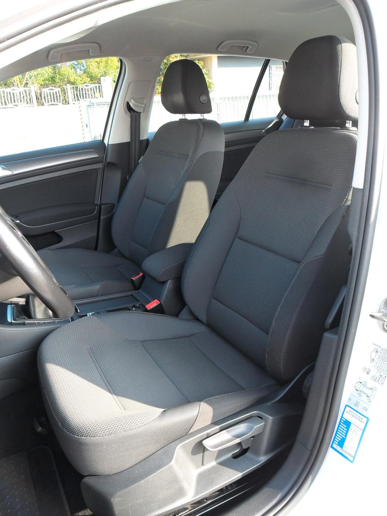 Volkswagen Golf 1.6 TDI 5p. Business BlueMotion Technology