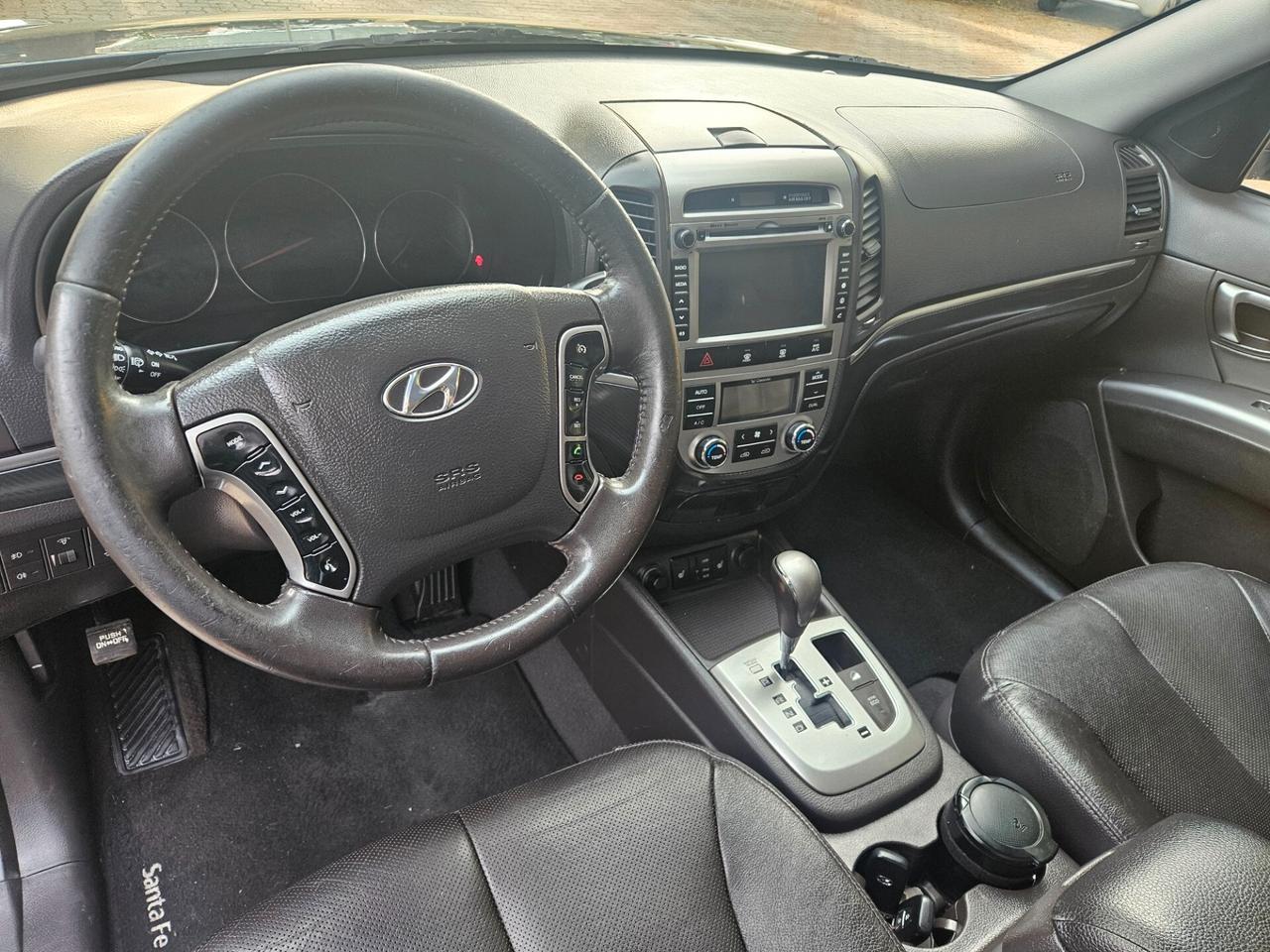 Hyundai Santa Fe 2.2 CRDi VGT 4WD Style - 7 POSTI