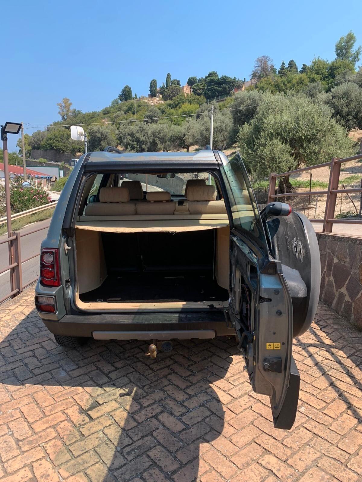 Land Rover Freelander 2.0 Td4 16V cat S.W. SE con Gancio Traino