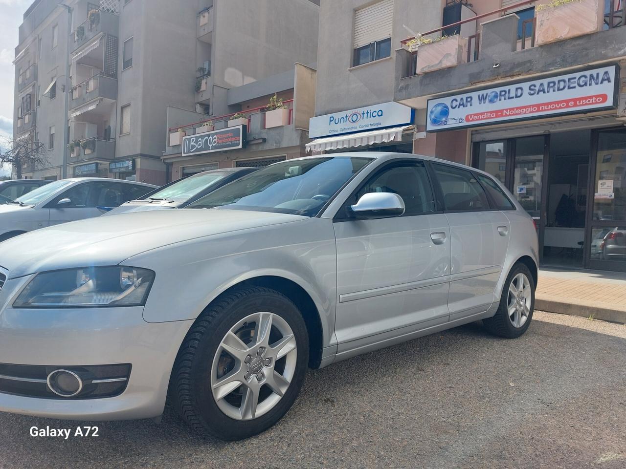 Audi A3 SPB 1.6 TDI 105 CV CR Ambiente