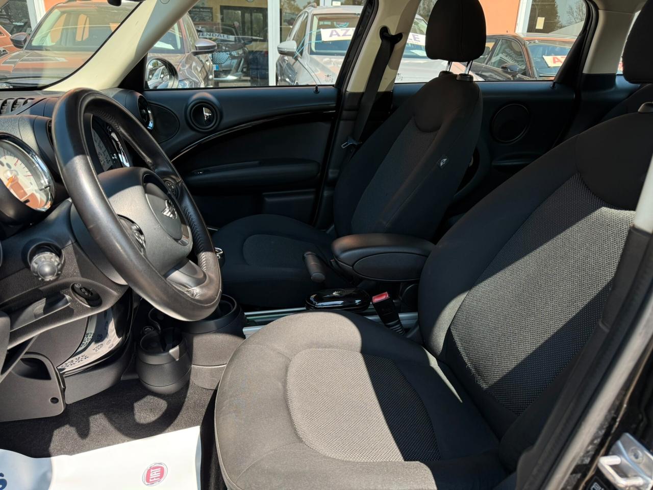 Mini Countryman 1.6TDi 90CV Business - 2014