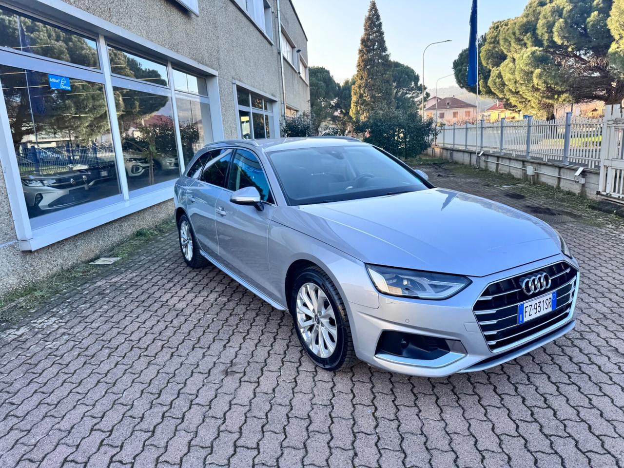 Audi A4 35 TDI/163 CV S tronic Business Advanced