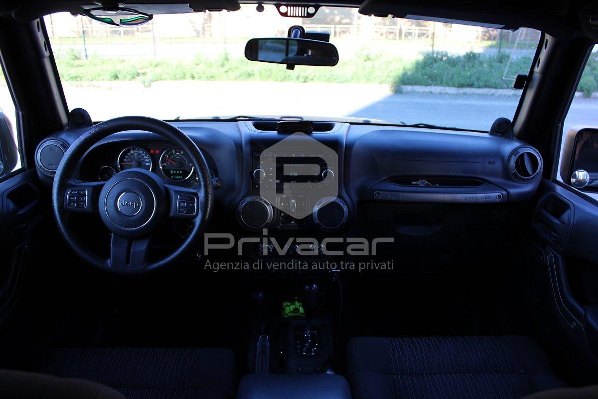 JEEP Wrangler Unlimited 2.8 CRD DPF Sahara Auto