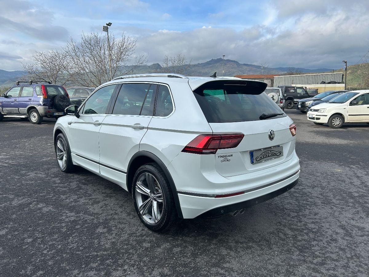 VOLKSWAGEN - Tiguan - 2.0 TDI 150 CV DSG R LINE