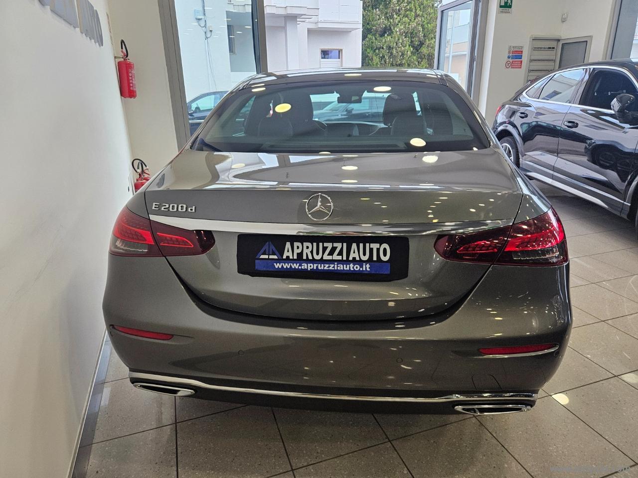 MERCEDES-BENZ E 200 d Auto Business Sport