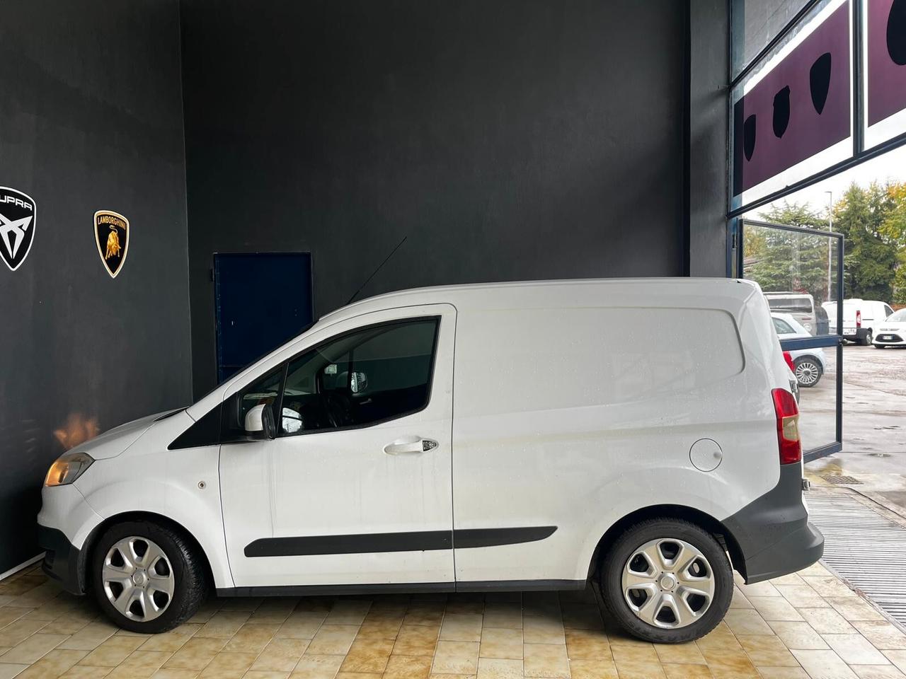 Ford Transit Courier 1.5 TDCi 75CV Van Trend