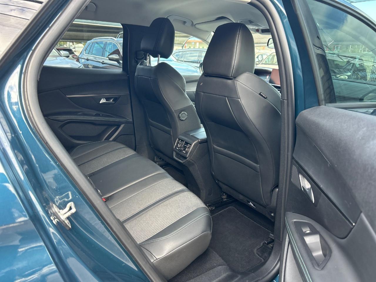 Peugeot 3008 3008 1.5 bluehdi Allure s&s 130cv eat8