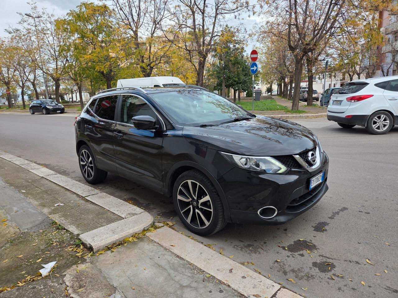 NISSAN QASHQAI TEKNA FULL AUT. TETTO PANORAMICO