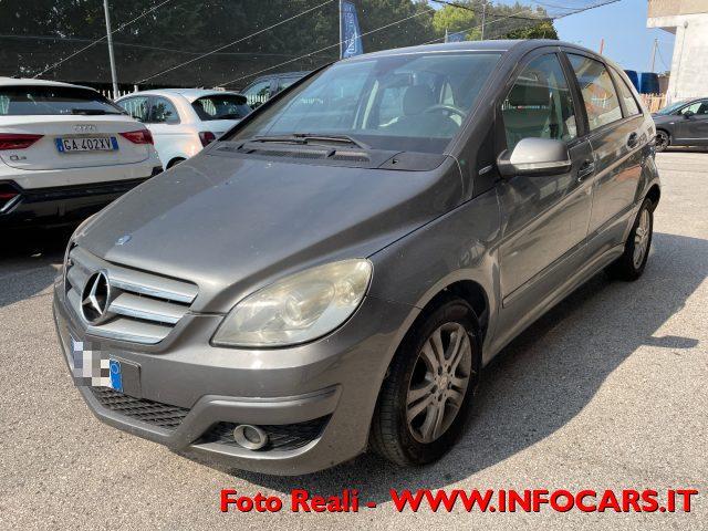 MERCEDES-BENZ B 180 NGT BlueEFFICIENCY Executive