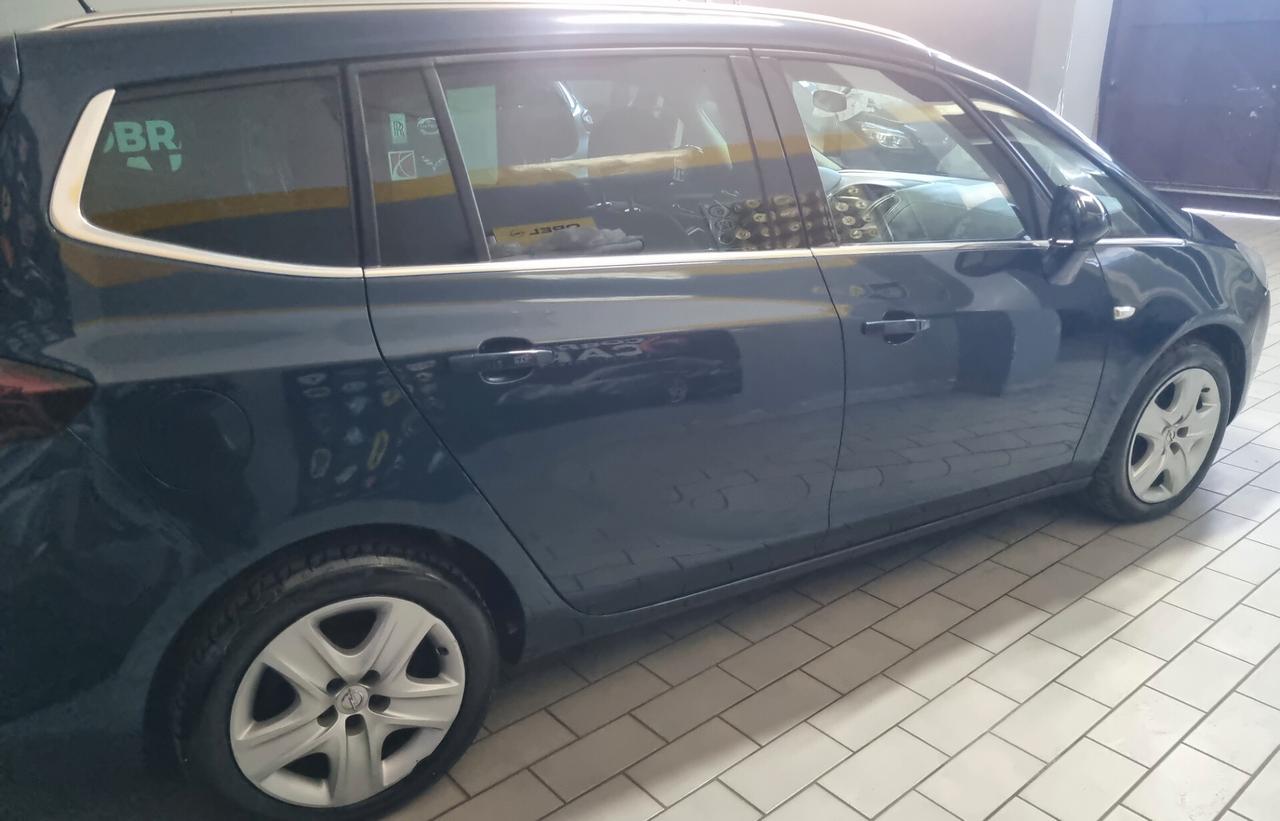 Opel Zafira Tourner