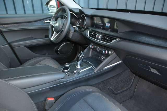 Alfa Romeo Stelvio 2.2 t Sport Tech Q4 190cv auto