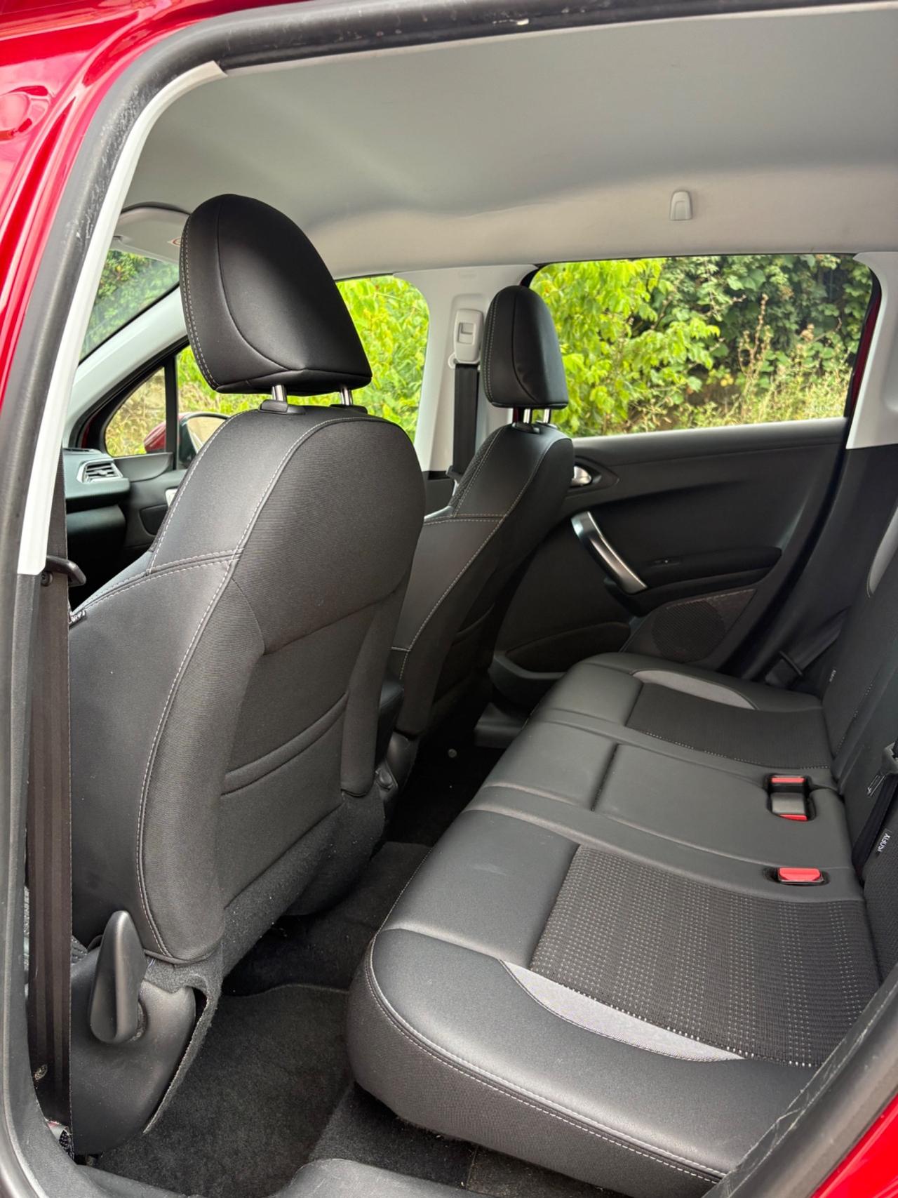 Peugeot 2008 1.6 HDi 100cv 110000km