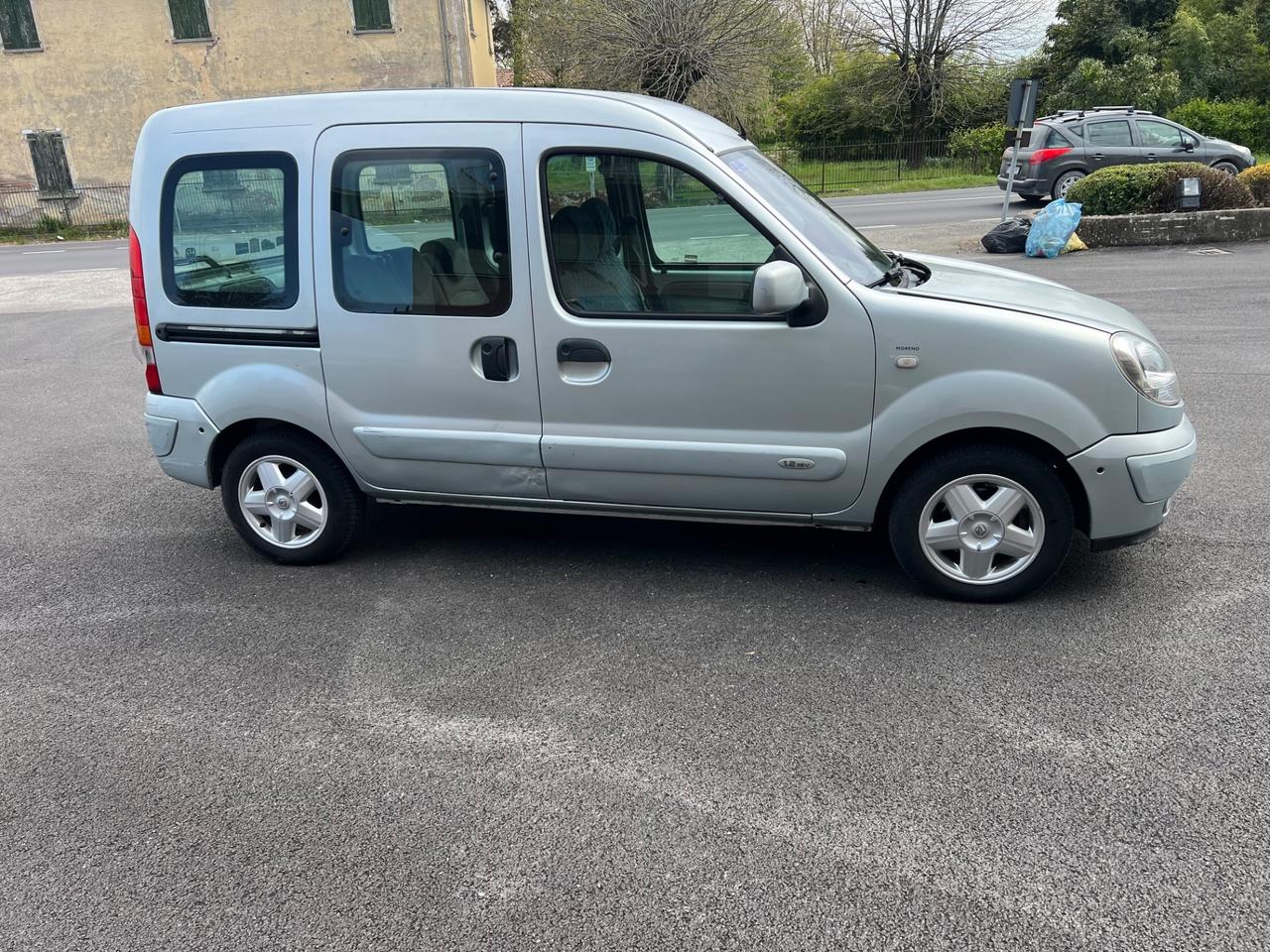 Renault Kangoo 1.2 16V 5p. Luxe