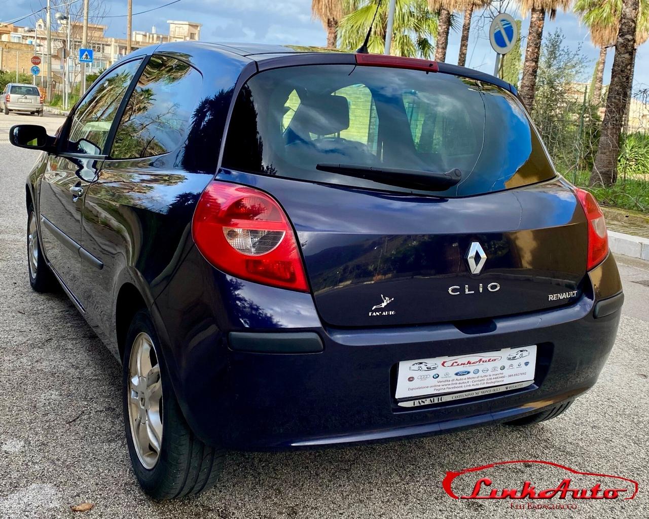 Renault Clio 1.2 16V 75cv 3 porte Confort