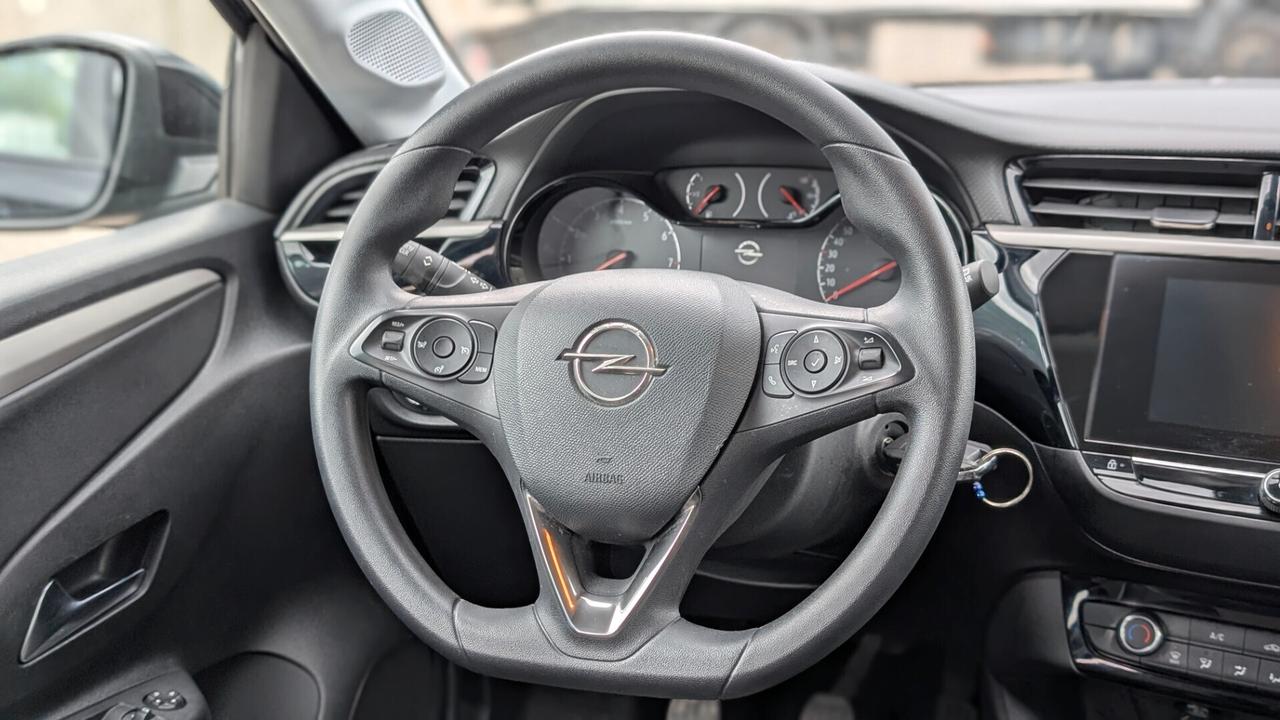 Opel Corsa 1.2 Design & Tech