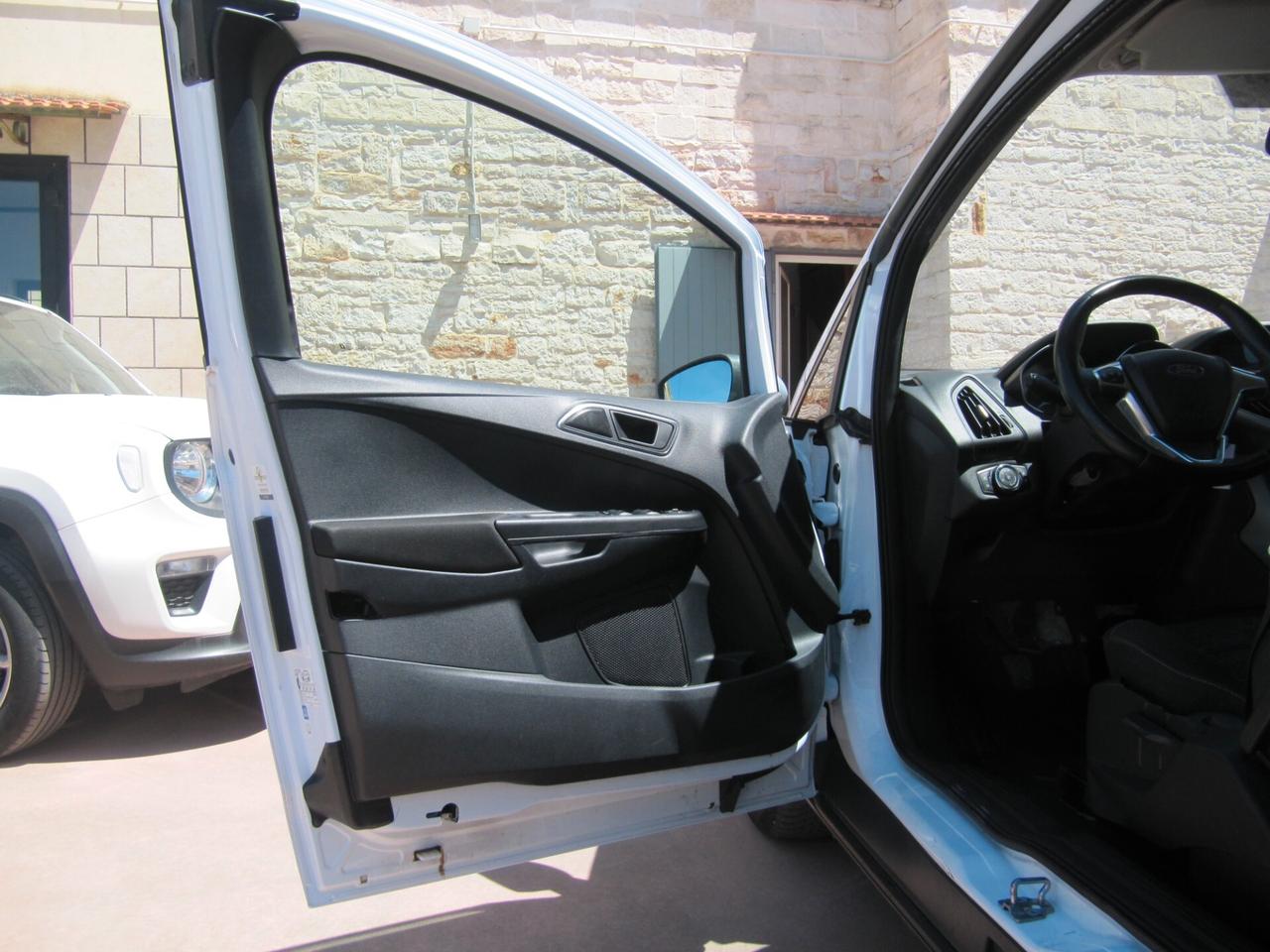 Ford B-Max 1.4 90 CV GPL Business Titanium