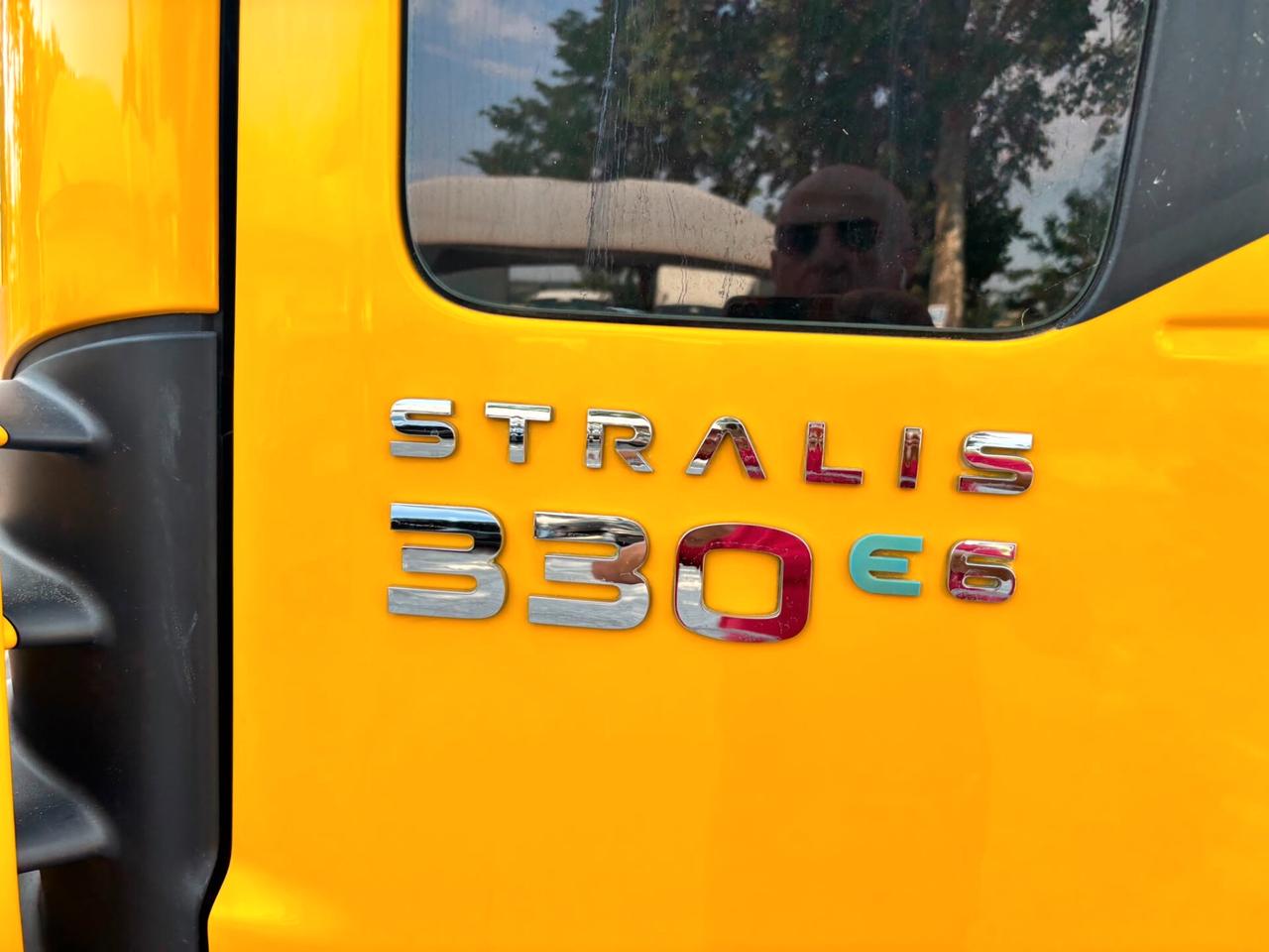 Iveco stralis 190S330 cambio manuale motore euro 6