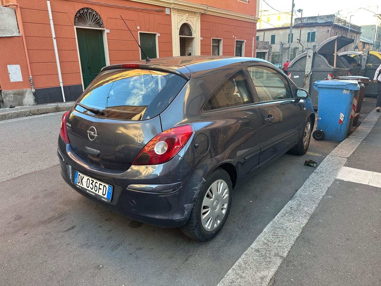 Opel Corsa 1.2 3 porte Sport