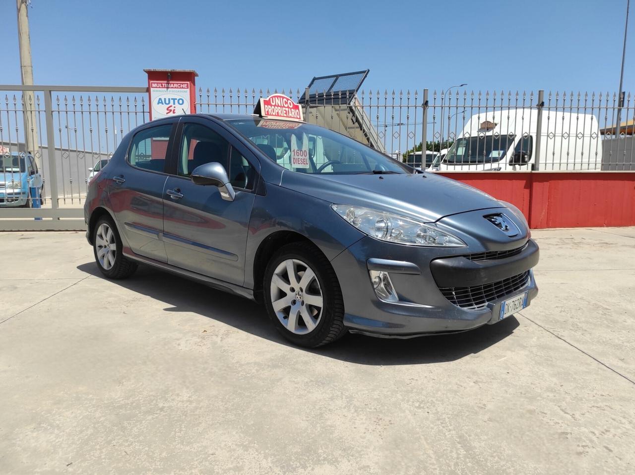 Peugeot 308 1.6 HDi - 90cv NEOPATENTATI