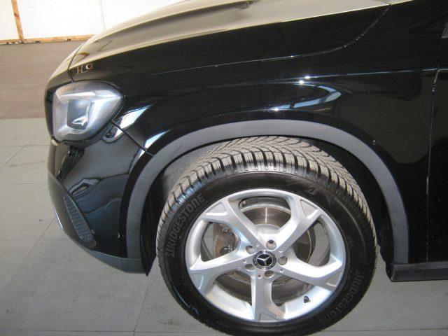 MERCEDES-BENZ GLA 200 d Automatic Sport