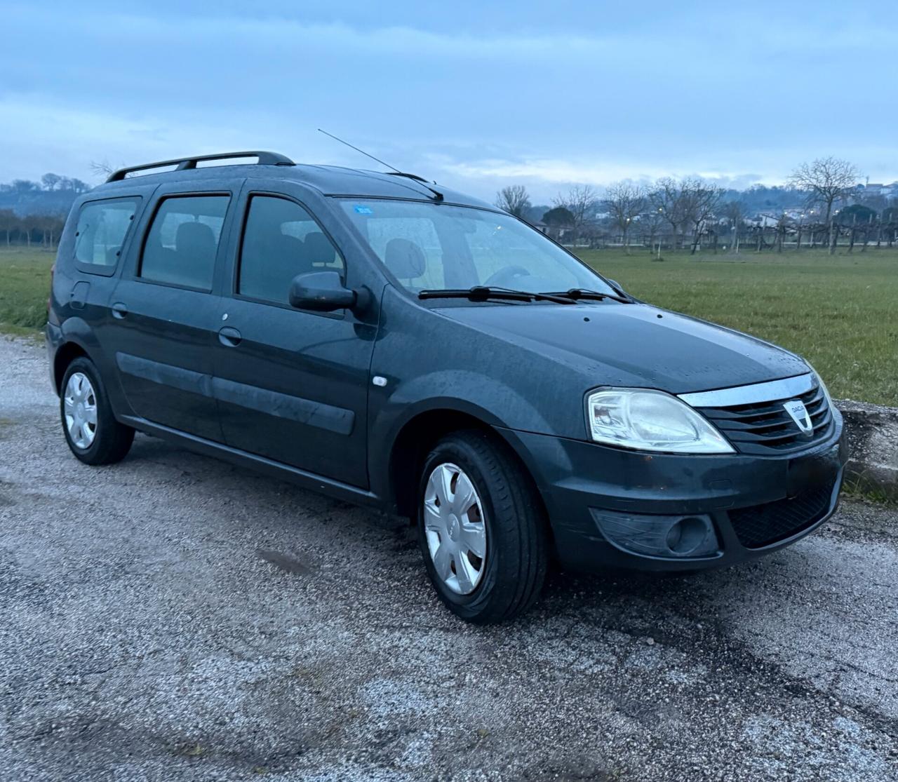 Dacia Logan MCV 1.6 GPL 7 Posti Lauretane