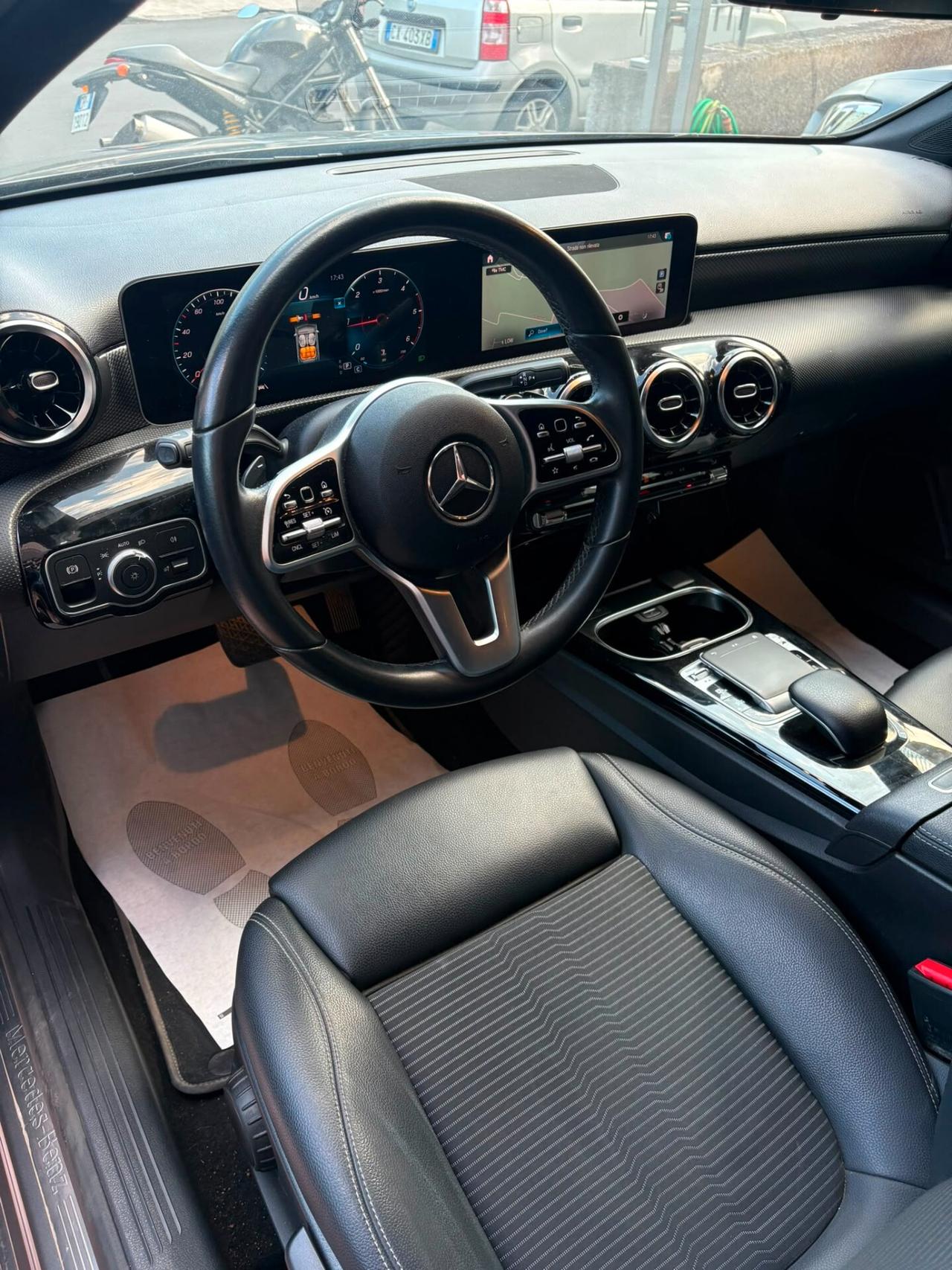 Mercedes-benz CLA 180 d Automatic Premium
