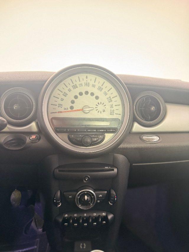 MINI One 1.6 16V One (55kW)