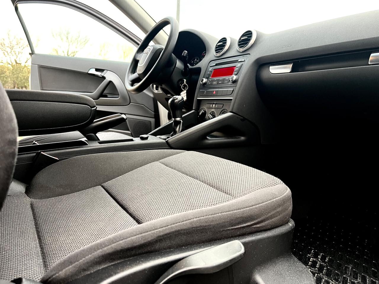 Audi A3 1.6 TDI 90CV Ambition ANCHE NEOPATENTATI