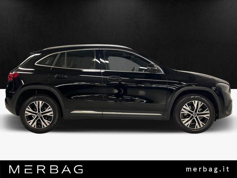Mercedes-Benz GLA 180 d Automatic Business Extra
