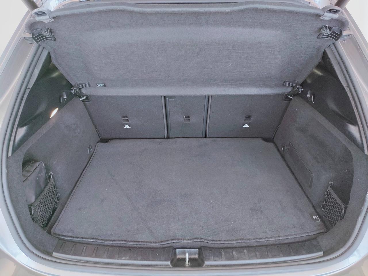 Mercedes-Benz GLA-H247 2023 - GLA 180 d Progressive Advanced Plus auto